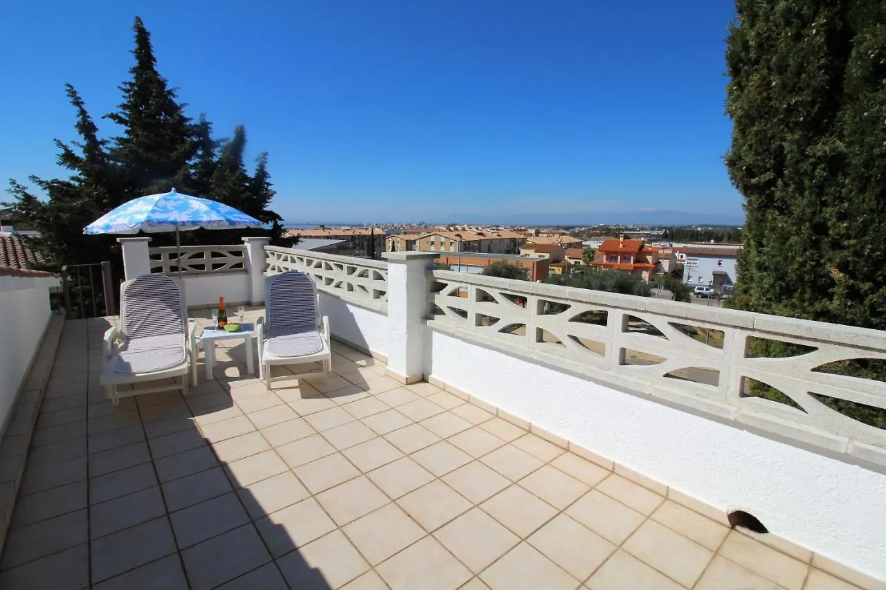 Apart-Rent Casa Grecs 2029 Roses 0*,