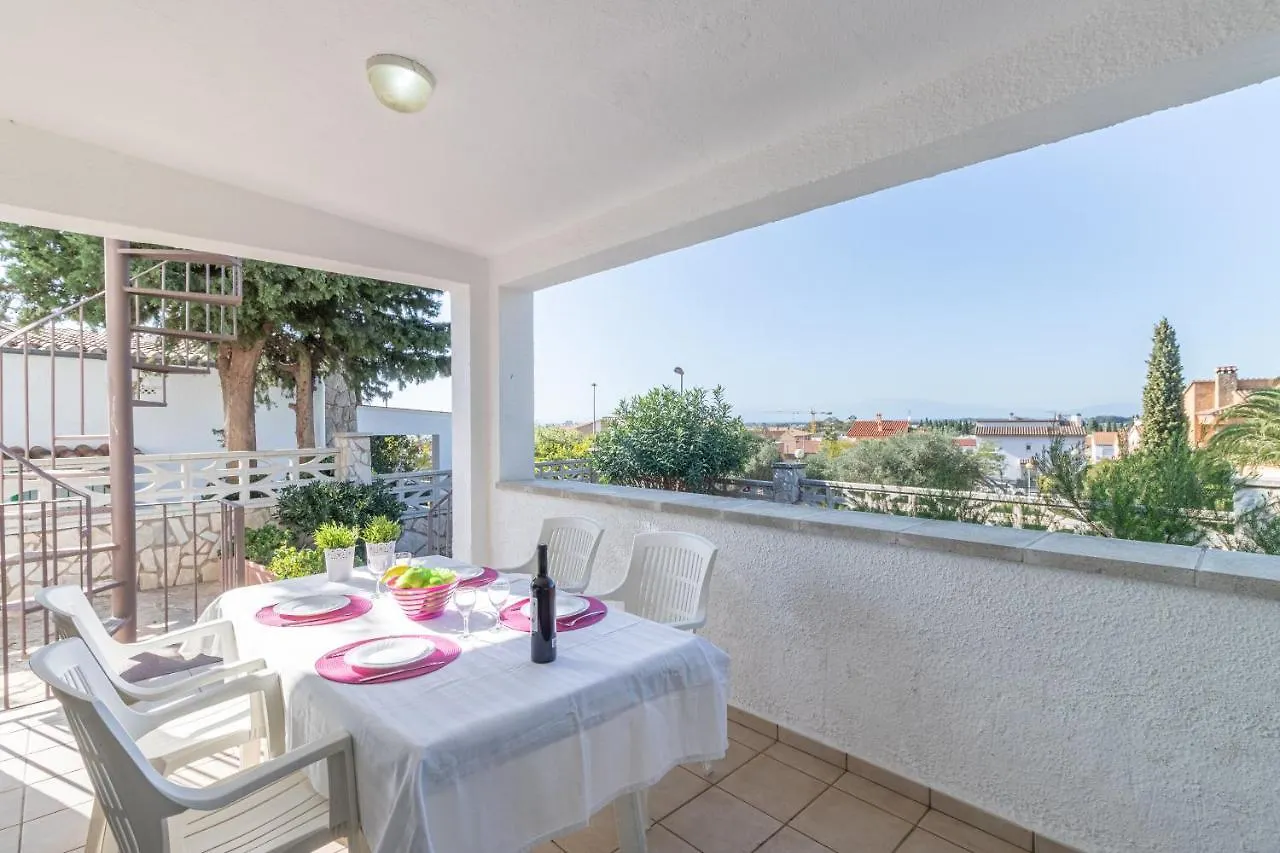Apart-Rent Casa Grecs 2029 Roses 0*,  Spain
