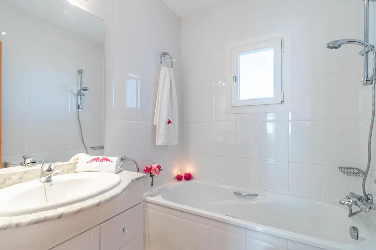 Apart-Rent Casa Grecs 2029 Ρόζες 0*,